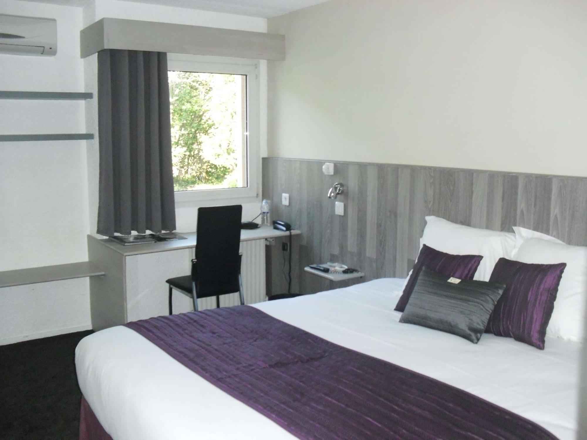 Brit Hotel Dak Hotel 아발론 외부 사진
