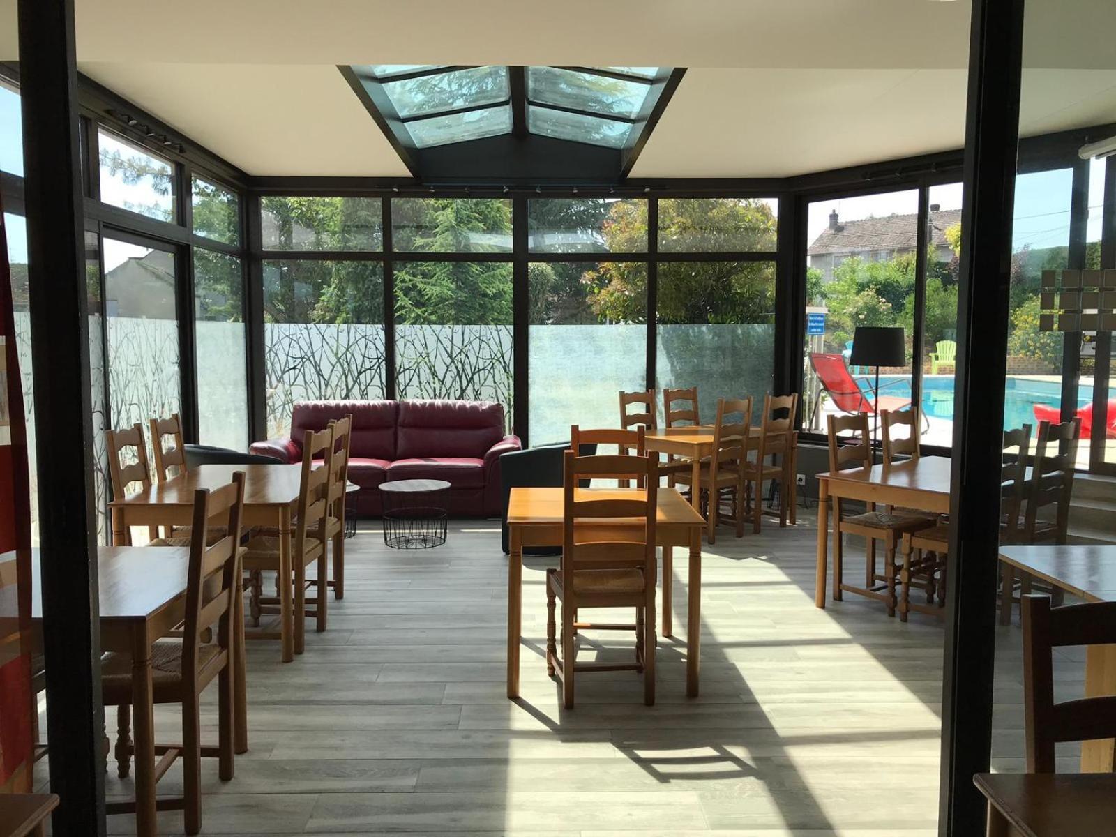 Brit Hotel Dak Hotel 아발론 외부 사진