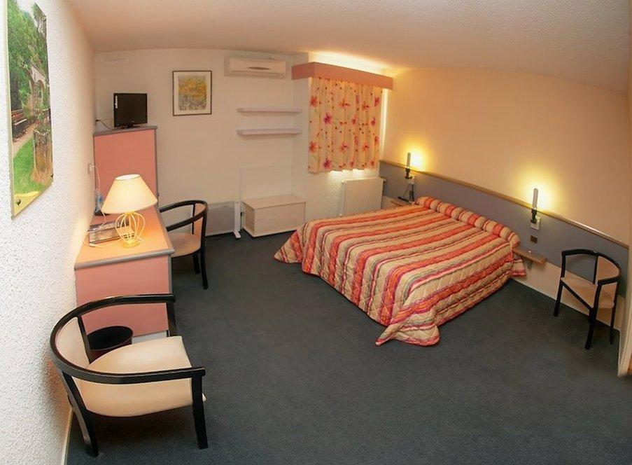 Brit Hotel Dak Hotel 아발론 외부 사진